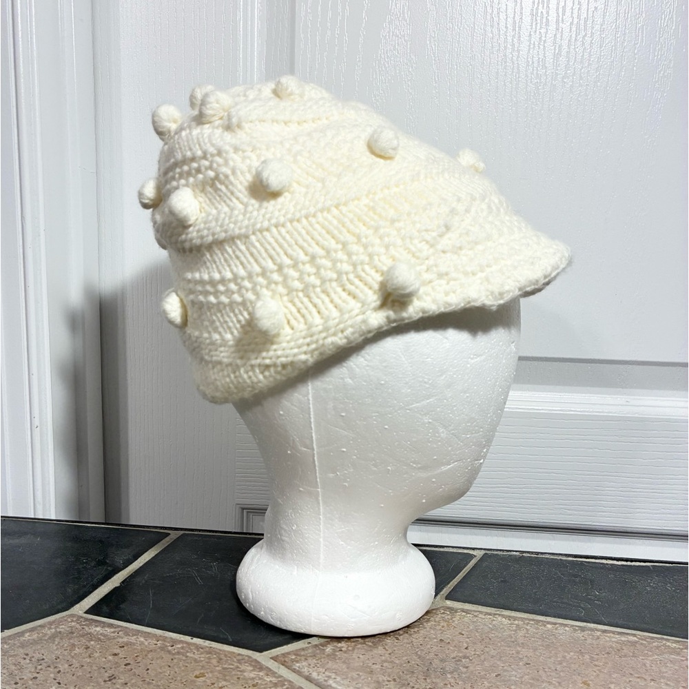 Y2K Spyder Pom Bobble Textured Knit Fleece Lined Visor Beanie White
